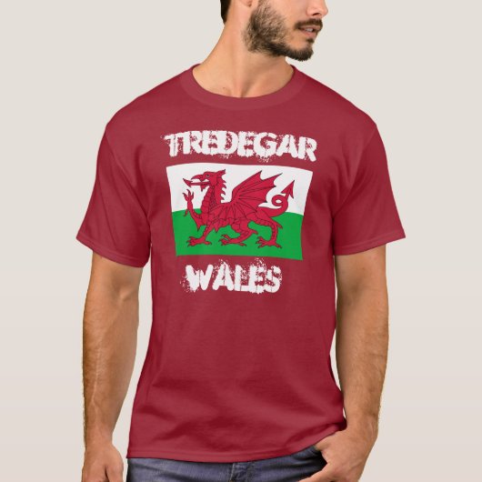 Tredegar, Wales met Welsh flag T-shirt (Voorkant)