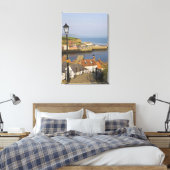 Treden naar de haven, Whitby, Noord Canvas Afdruk (Insitu (Slaapkamer))