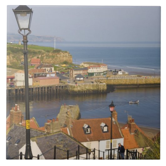 Treden naar de haven, Whitby, Noord Tegeltje (Voorkant)