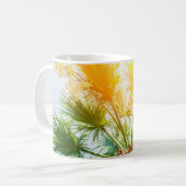 Tree palm bright sun summer background tropical p. koffiemok (Voorkant links)