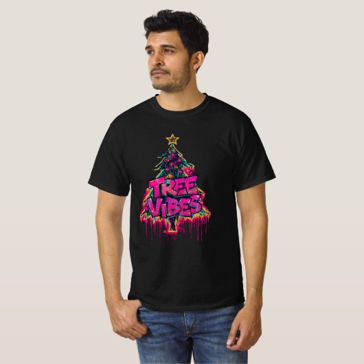 Tree Vibes – Graffiti Christmas Tree Design T-shirt (Voorkant volledig)