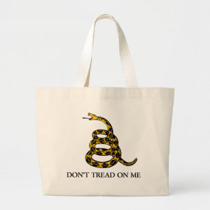 treed me niet aan - libertariër van de gaddenvlag grote tote bag