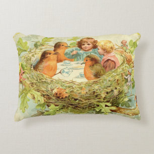 Treetop Tea Party Decoratief Kussen
