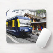 trein Berner Oberland bahn in Zwitserland Muismat (Met muis)