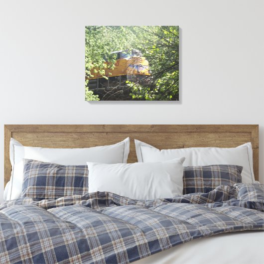 Trein door de bossen canvas afdruk (Insitu (Slaapkamer))