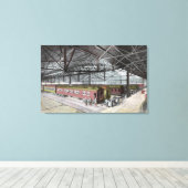 Trein geplaatst op het station van de Unie Canvas Afdruk (Insitu (Houten vloer))