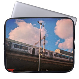 Trein, op het spoor laptop sleeve