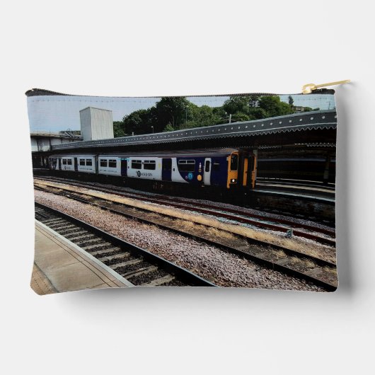 Trein, op het station etui (Achterkant)