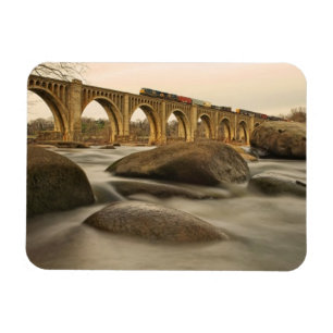 Trein over James River Magneet