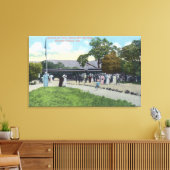 Treinaankomst bij Boyes Hot Springs Canvas Afdruk (Insitu (Woonkamer))