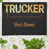 Treinboor bestemd om de bestuurder  te zijn van de theedoek (Gevouwen)