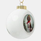 Treining Walker Coonhound Hond in Sneeuw Kerstmis Keramische Bal Ornament (Links)