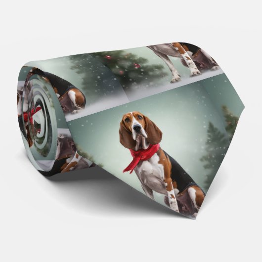 Treining Walker Coonhound Hond in Sneeuw Kerstmis Stropdas (Opgerold)