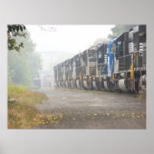 Treinlocomotieven in de mist poster (Voorkant)