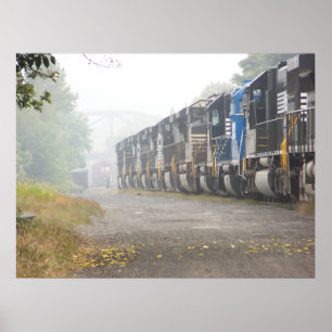 Treinlocomotieven in de mist poster