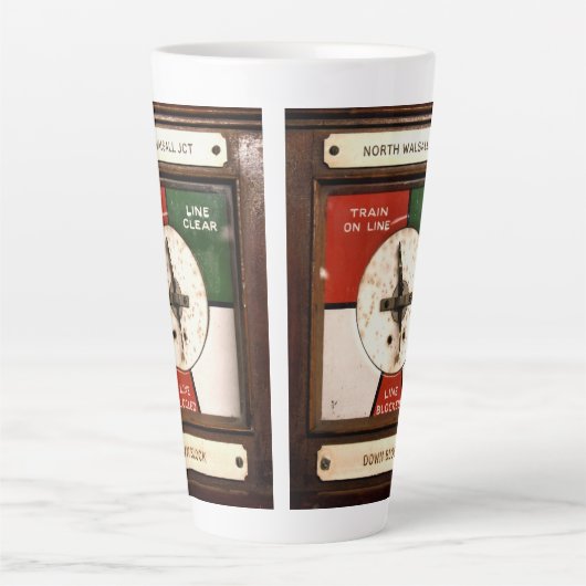 TREINSTALLATIES LATTE MOK (Voorkant)