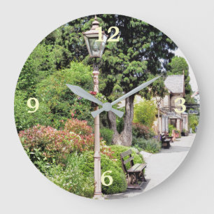 TREINSTATION GROTE KLOK