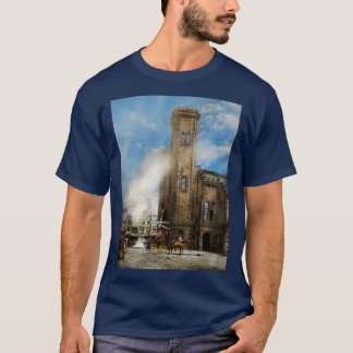 Treinstation Kijk uit voor de trein 1910 T-shirt