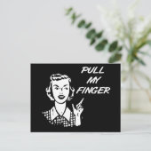 Trek mijn vinger terug naar huisvrouw B&W Briefkaart (Staand voorkant)