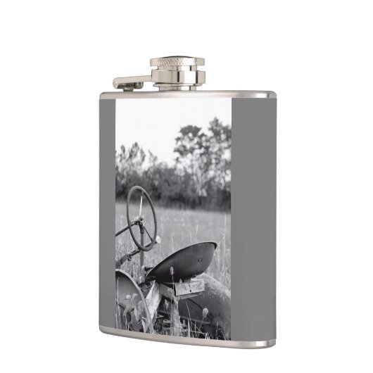 Trekker in een lange fles heupfles (Links)