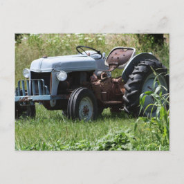 Trekker in een veld briefkaart