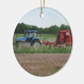 Trekker op het veld keramisch ornament (Links)