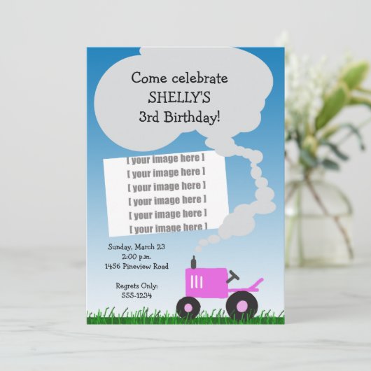 Trekkerfotouitnodiging: Roze tractor Kaart (Staand voorkant)