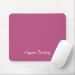 Trend Kleur Roze Paarse Berry Naam Mousepad Muismat<br><div class="desc">Mousepad in effen roze paarse bessen kleur. Moderne en stijlvolle Mousepad met een aanpasbare naam in een schattig handgeschreven lettertype. Het eenvoudige en schone ontwerp in een effen kleur biedt een tijdloze en klassieke aantrekkingskracht. Ontdek onze trendy kleuren voor meer producten in dezelfde kleur of ontdek andere stijlvolle tinten die...</div>