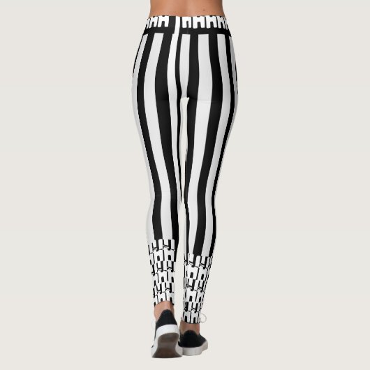 Trending Zebra Chic Monochrome Leggings (Achterkant)