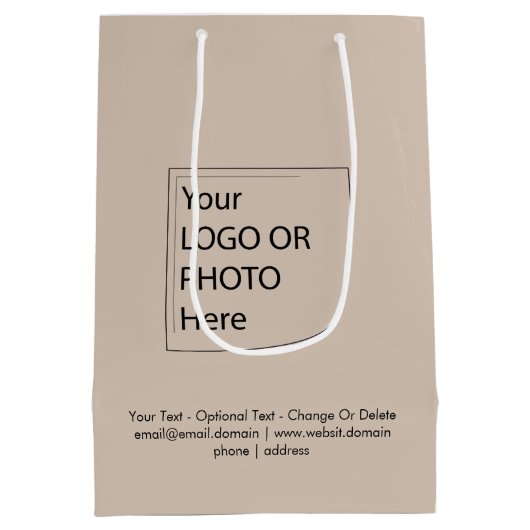 Trendkleur - Soft Taupe Midden Logo Cadeautas (Achterkant)