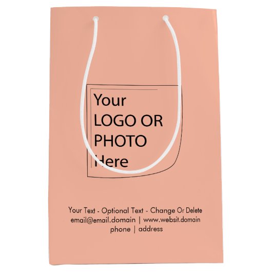 Trendkleur - Zacht Perzik Medium Logo Cadeautas (Voorkant)