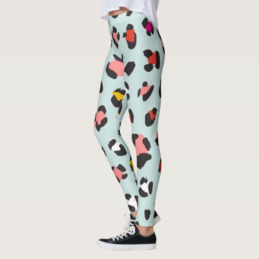 Trendy 80s Leopard Pattern Leggings (Links)