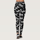 Trendy 80s Pattern Black and White Leggings (Achterkant)