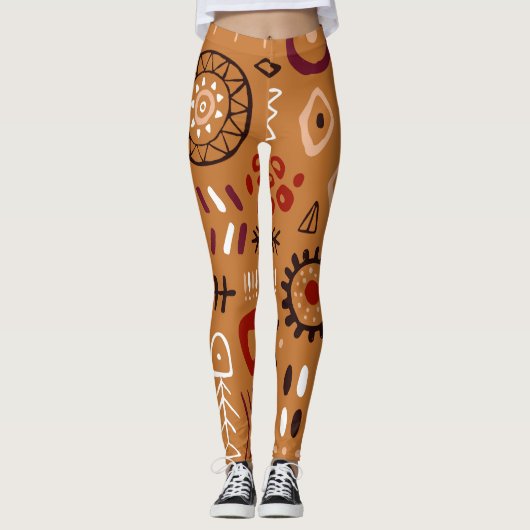 Trendy African Indian Tribal Seamless Brown Leggings (Voorkant)