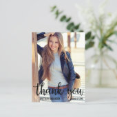 Trendy afstudeer dankjefoto (lege achterkant) briefkaart (Staand voorkant)