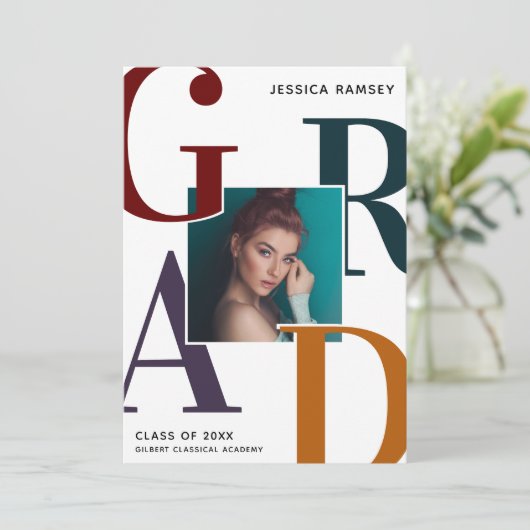 Trendy Afstudeerder Foto Afstuderen Aankondiging (Staand voorkant)