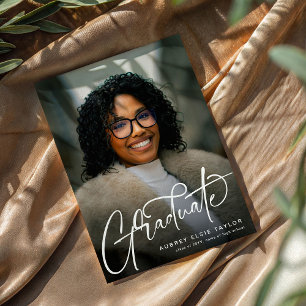 Trendy Afstuderen Script Photo-Afstuderen Aankondiging