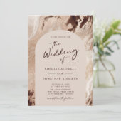 Trendy Arch Earthy Textures Gold Washes Wedding Kaart (Staand voorkant)