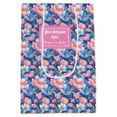 Trendy baby blauw en hete roze aangepaste naam cad medium cadeauzakje (Achterkant)