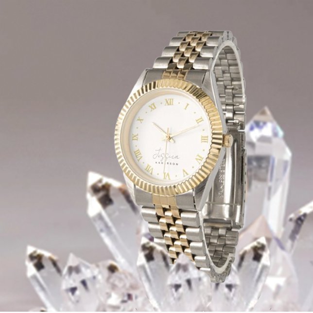 Trendy Beige Stijlvolle Gouden Monogram Naam Horloge (Creator heeft geüpload)