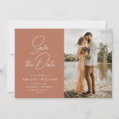 trendy belettering terracotta bruiloft Save the Da Date (Voorkant)