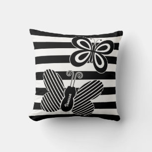 Trendy Black and White Butterfly Stripes met naam Kussen