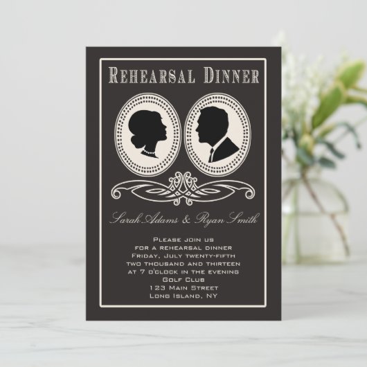 Trendy Black Chevron & Script Rehearsal Dinner Kaart (Staand voorkant)