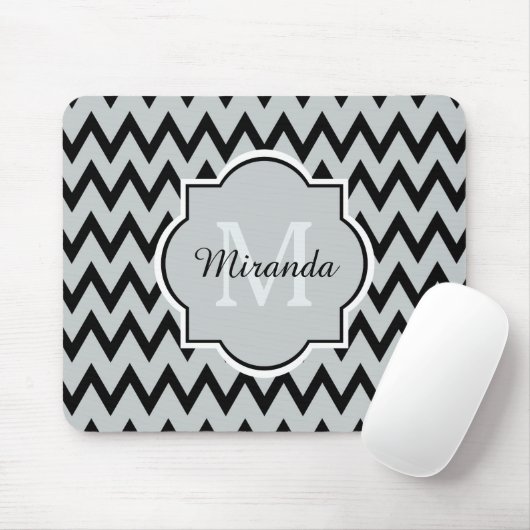 Trendy Black Gray Chevron Zigzag Name en Monogram Muismat (Met muis)