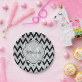 Trendy Black Gray Chevron Zigzag Name en Monogram Papieren Bordje (Feest)