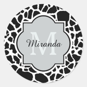 Trendy Black White Giraffe Print Monogramed Name Ronde Sticker