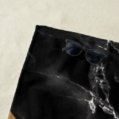 Trendy Black & White Marble Stone - Voeg uw brief  Strandlaken (In situ)