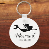 Trendy Black & White Superheld Mermaid on Mission Sleutelhanger (Voorkant)
