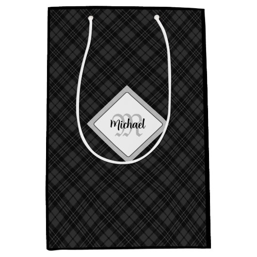 Trendy Black white tartan Personaliseer Monogram Medium Cadeauzakje (Voorkant)