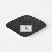 Trendy Black white tartan Personaliseer Monogram Papieren Bordje (Gebogen)